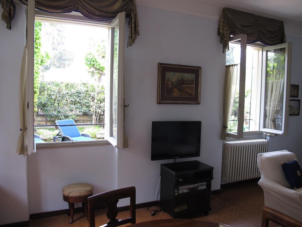 Porteselago Apartman San Felice del Benaco Szoba fotó